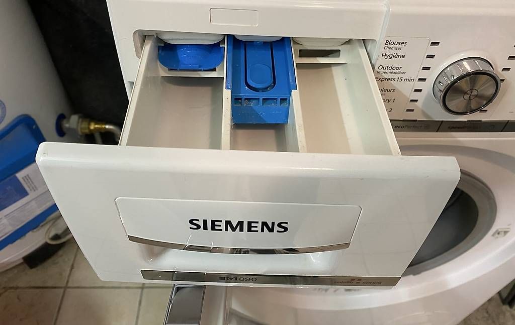 Siemens Lavatrici: Machine à laver – Usato da La Place (Ayent) venduto da Rinetaz 4