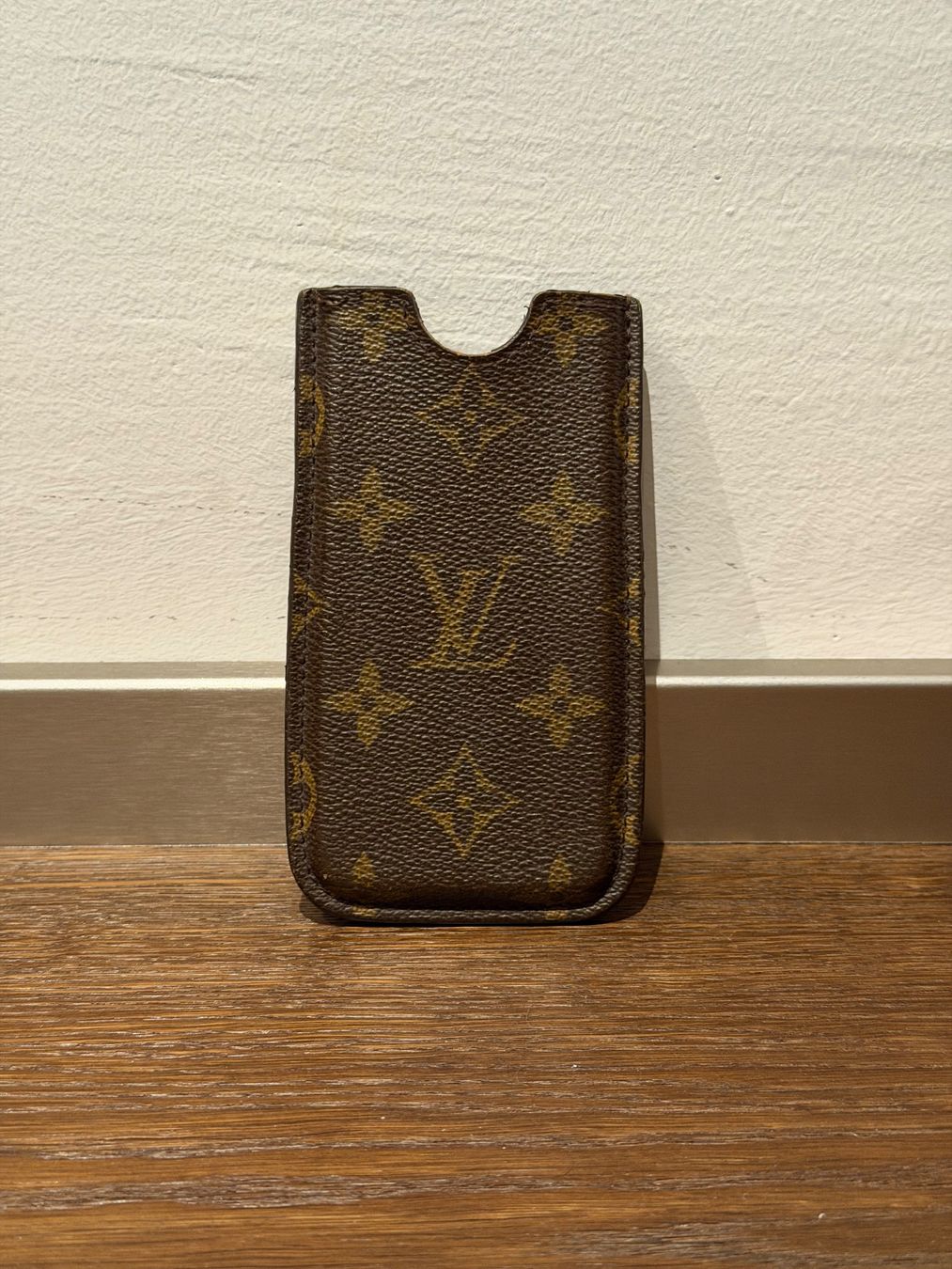 Louis Vuitton Covers & Schutzfolien: Louis Vuitton iPhone 5 Phonecase – Gebraucht aus Münchenbuchsee von arouse.swiss 1