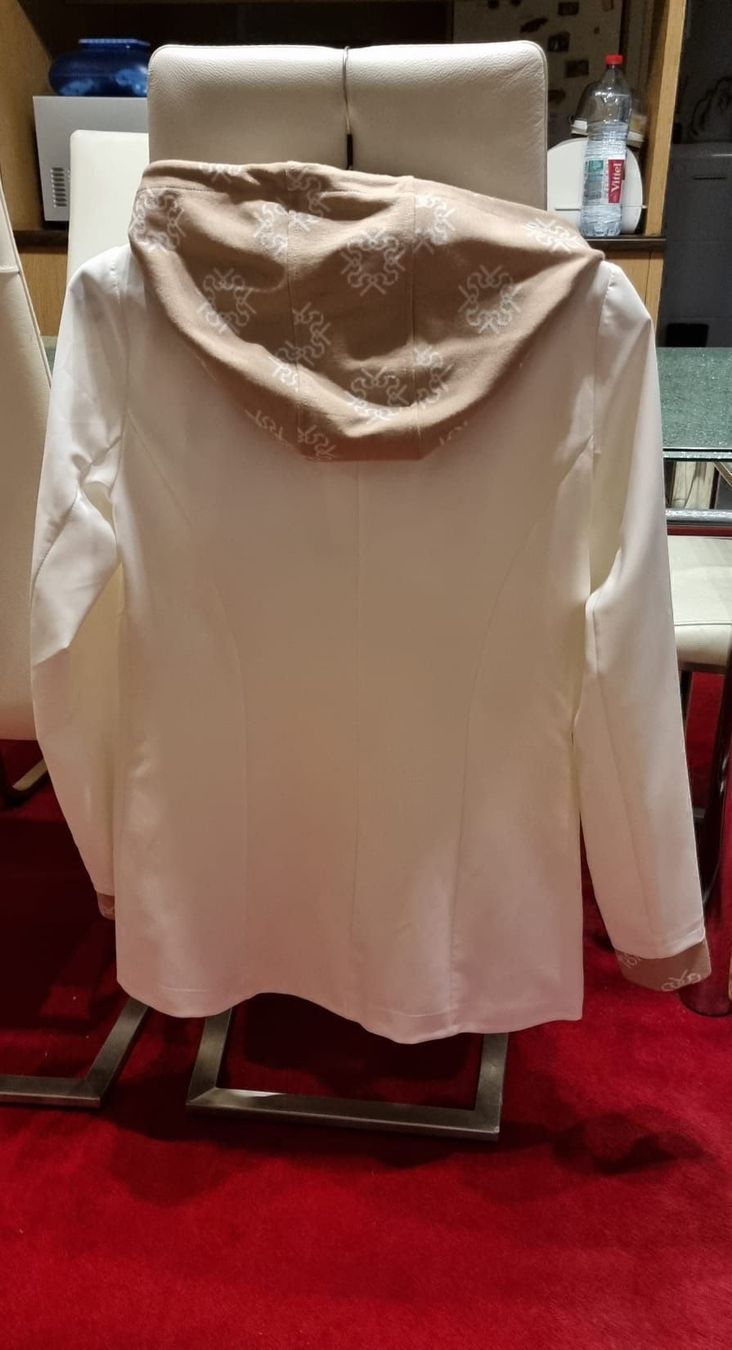 Giacche: Rinascimento Gr. S – Nuovo e nell'imballaggio originale da Luzern venduto da Reni025 7
