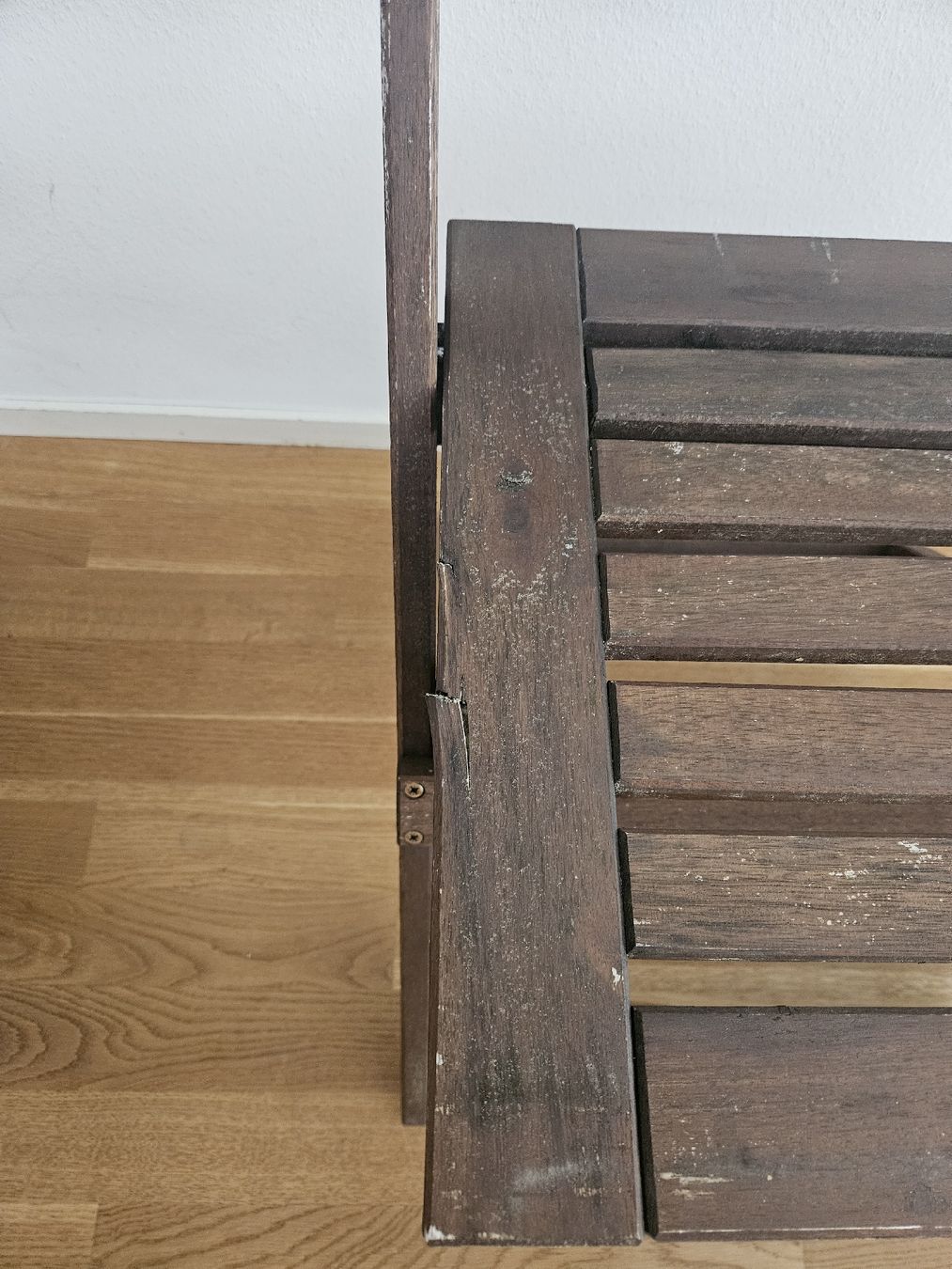 Ikea Sedie: Gebrauchte Gartenstühle aus Holz, 4 Stück – Usato da Basel venduto da ._.Claudia._. 4