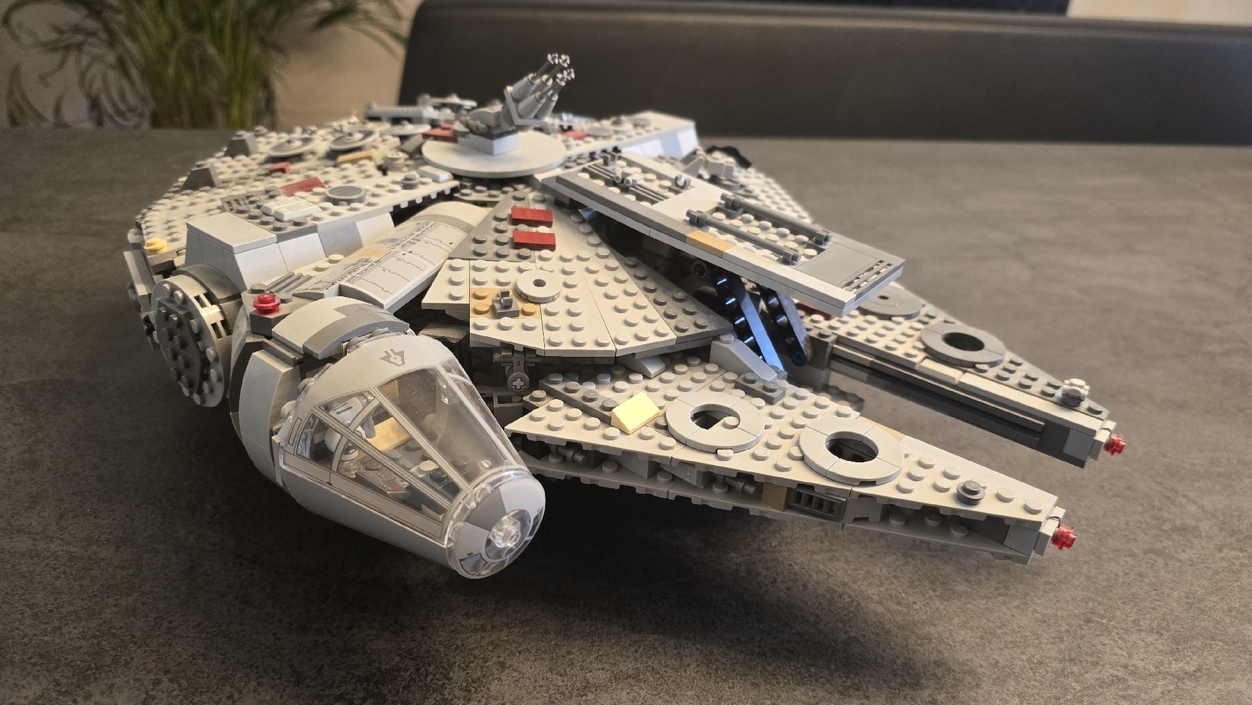 Lego Jeux de construction: Lego Star Wars Falcon – D'occasion à Schönenwerd par mim_7yqb
