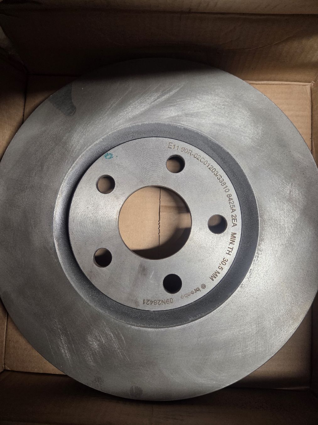 Ford Tutti pezzi di ricambio auto: Disque frein Ford – Nuovo e nell'imballaggio originale da Leytron venduto da Nibu