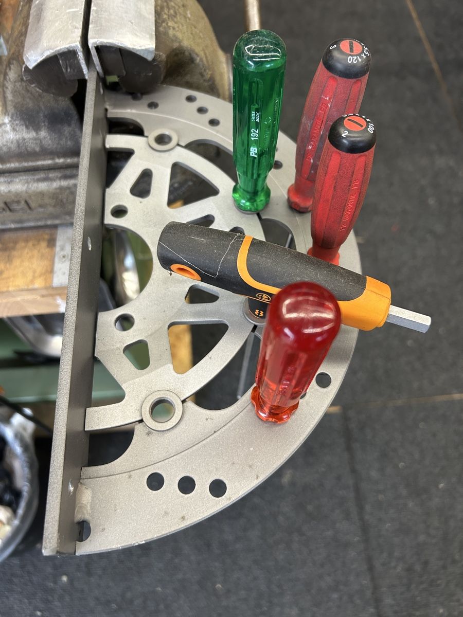 Supporti a parete: Schraubenzieher Halter – Usato da Embrach venduto da Berta66 3