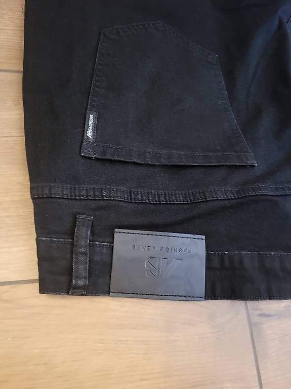Jeans: Fahsion Jeans – Nuovo (secondo la descrizione) da Wallisellen venduto da crown707