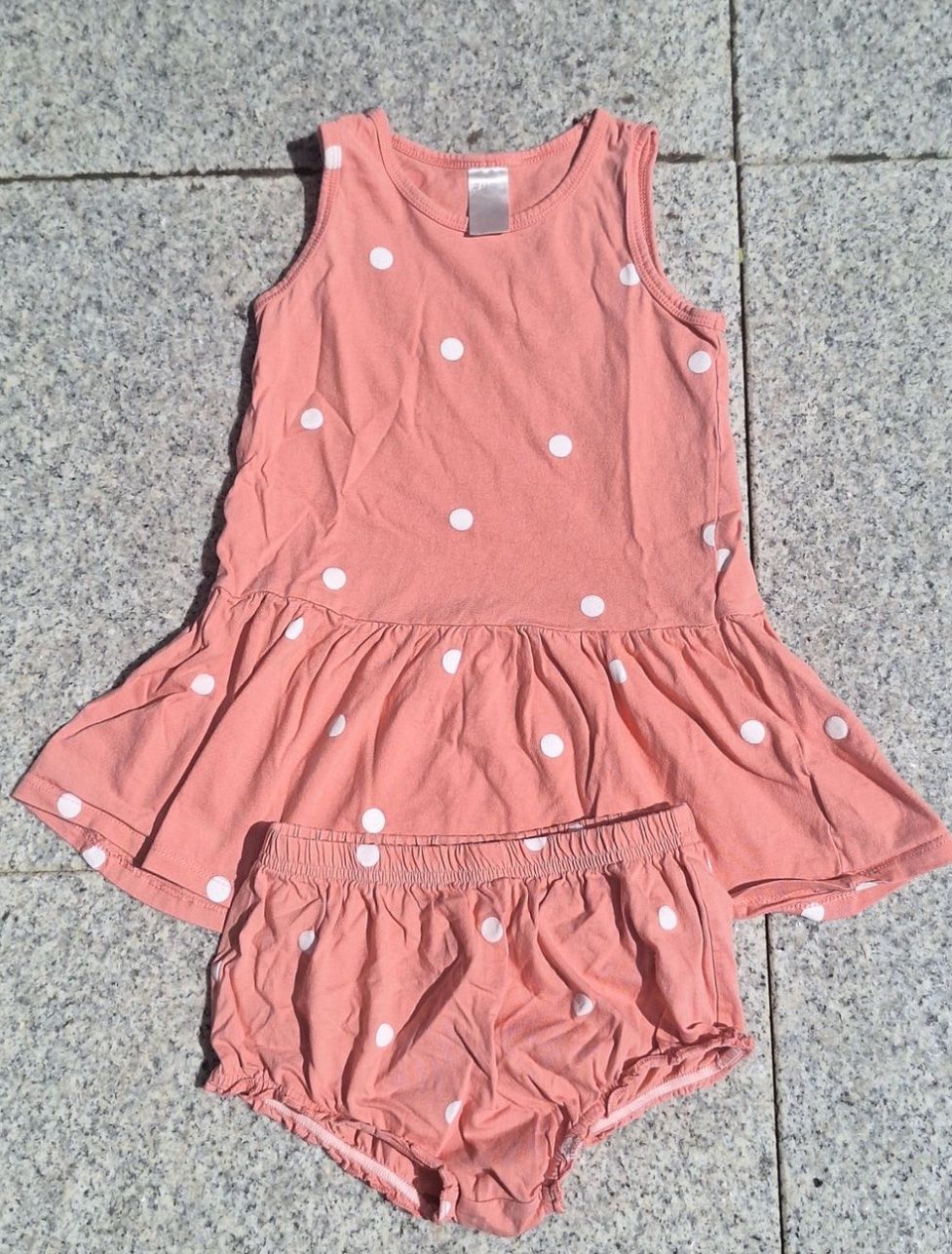 Kleider & Röcke: H&M Mädchenkleid mit Coulotte 98 – Gebraucht aus Zürich von vadimi