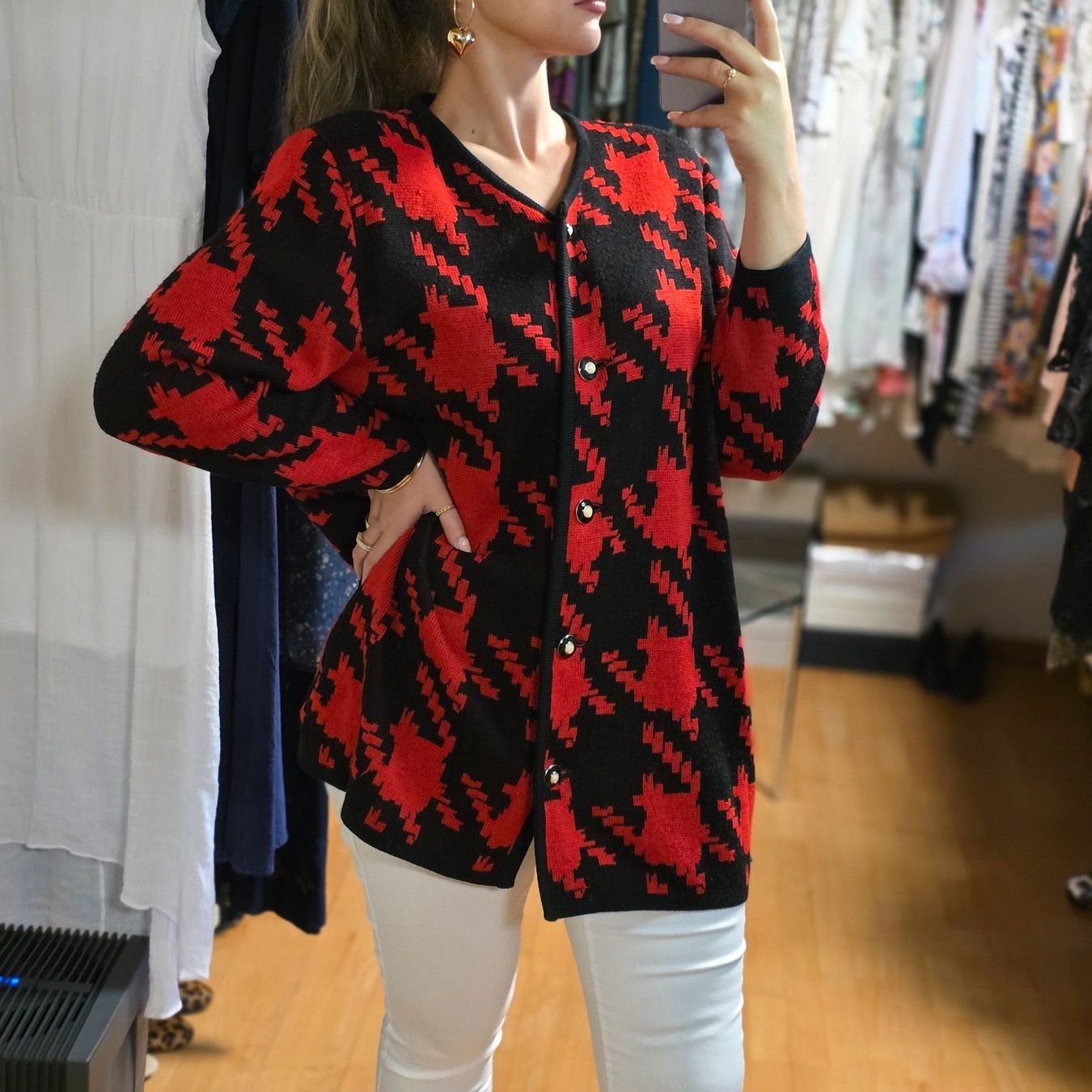 Jacken: Lucia Vintage Strickjacke, Größe 48/50 – Gebraucht aus Wald ZH von CapLux