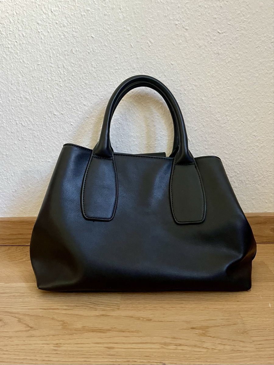 Valentino Borse da donna: Handtasche Valentino schwarz – Usato da Basel venduto da Samo_Li 1