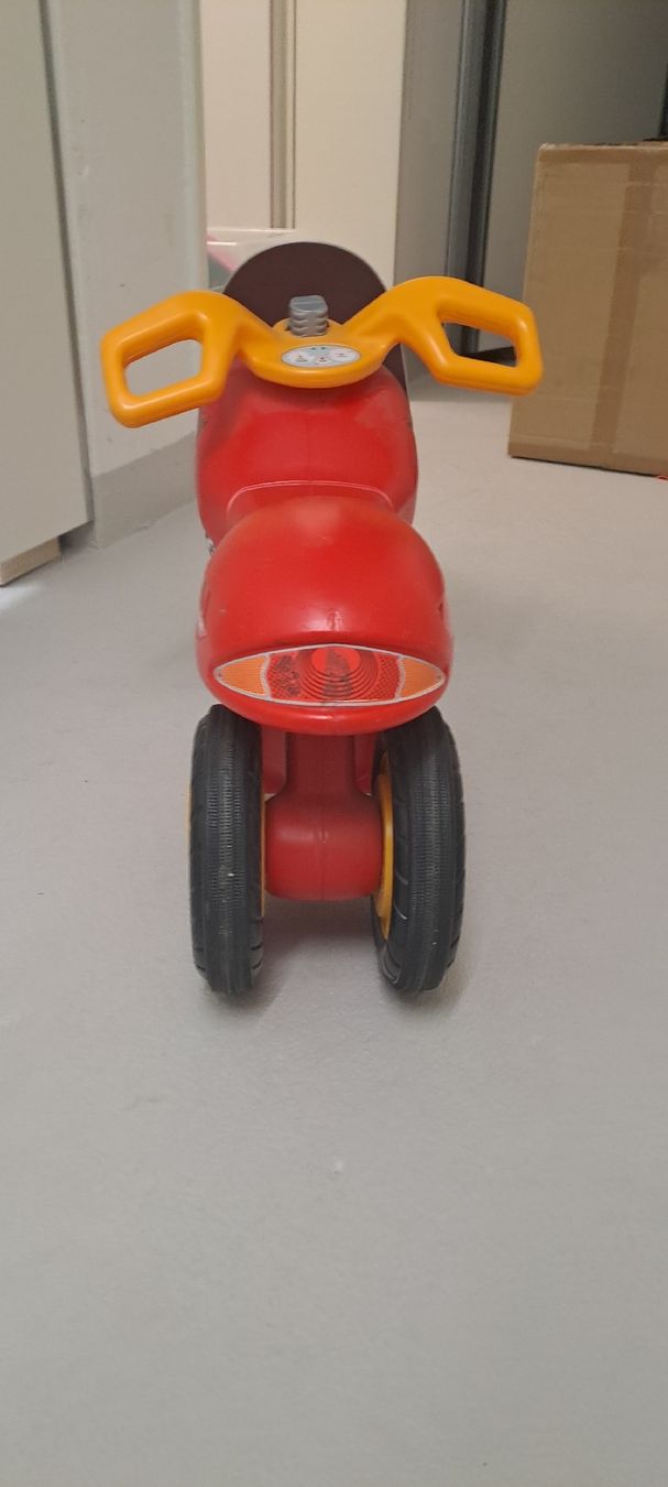 Veicoli per bambini: Kindertöff Rutschauto – Usato da Schwerzenbach venduto da Princess2601 4