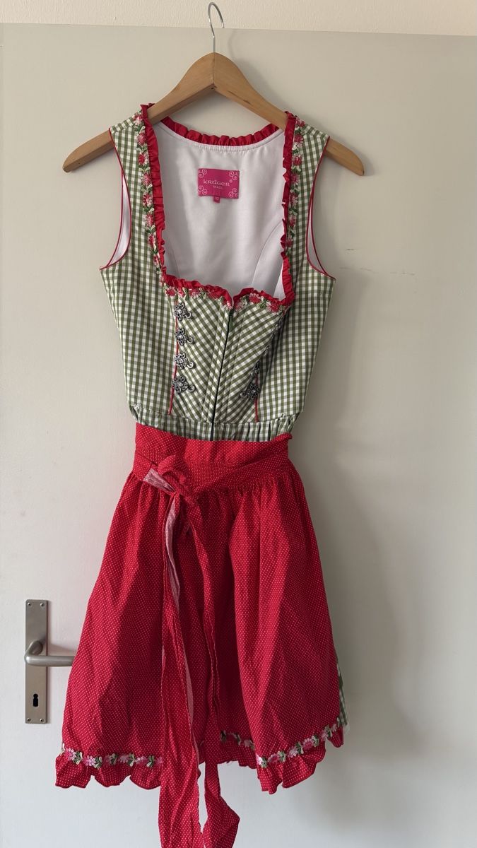 Krüger Vestiti: Original Krüger Madl Dirndl 32 – Nuovo (secondo la descrizione) da Zürich venduto da amaguri