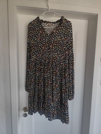 Kleid Blumenprint Grösse L wie neu, Esprit