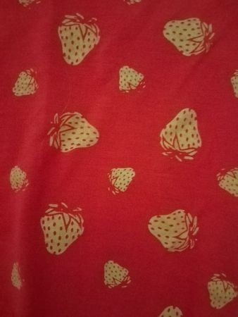 Top d'été neuf M/S - motifs fraises