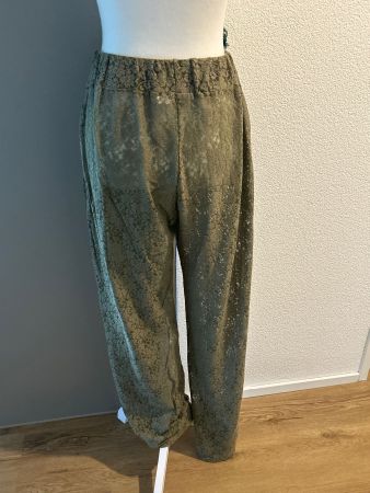 leichte Sommerhosen olivgrün von Byic Gr. S