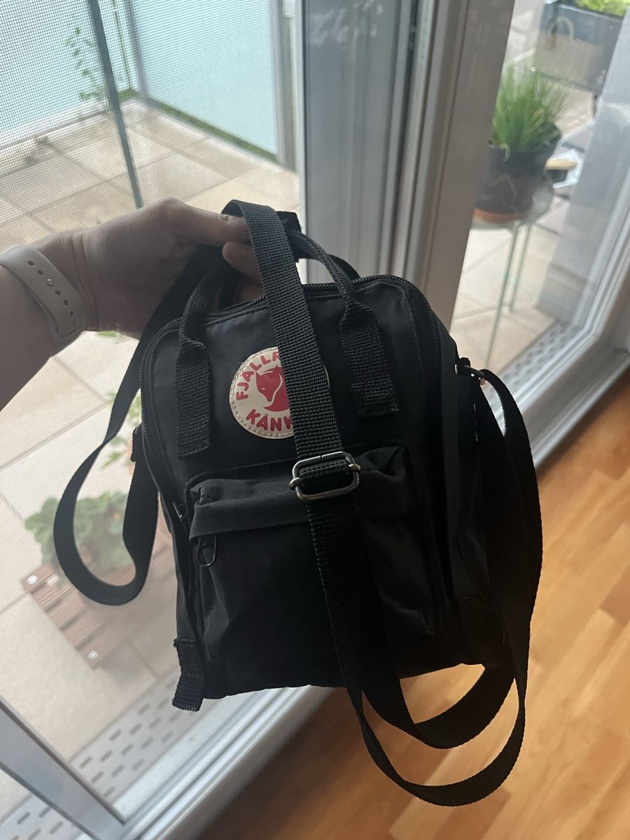 Fjällräven Borse: Umhängetasche Kanken Sling Schwarz – Nuovo (secondo la descrizione) da Oberarth venduto da pau_h8rf 8