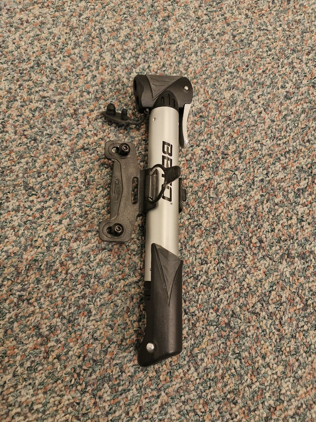 Pompe: Hantliche Fahrradpumpe – Usato da Wangen b. Olten venduto da the_smithi 1