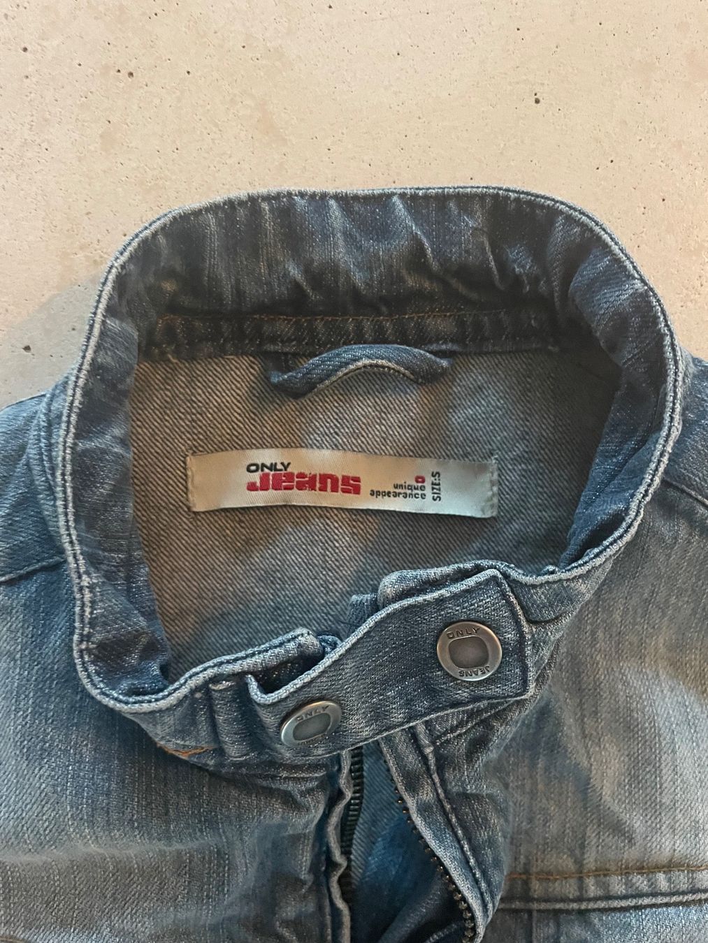 Only Giacche: Jeansjacke – Usato da selzach venduto da sanperepescador 1
