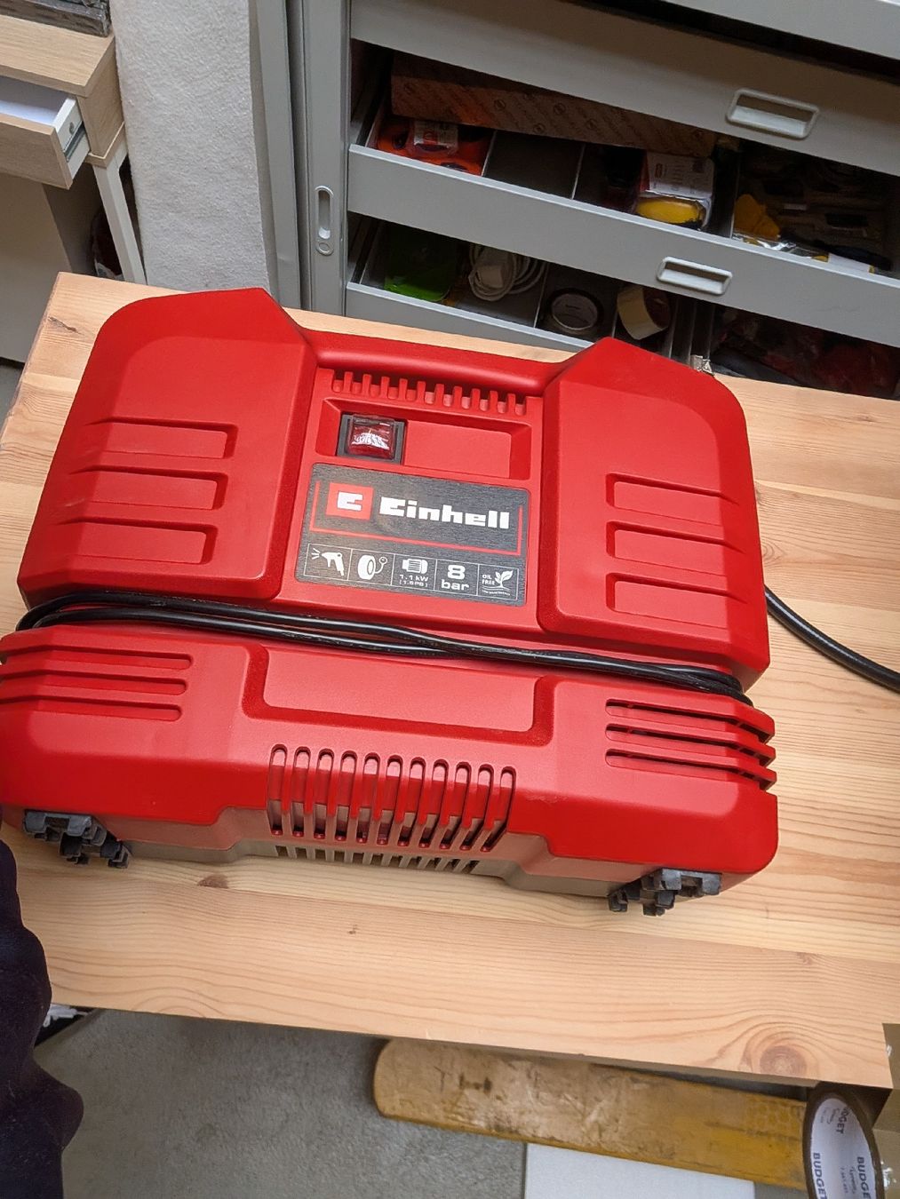 Einhell Compressori: Einhell Kompressor 8 bar – Nuovo e nell'imballaggio originale da Emmenbrücke venduto da Gzl-94 3