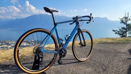 Canyon Grail CF SL 7.0 carbone + 2eme paire de roues route