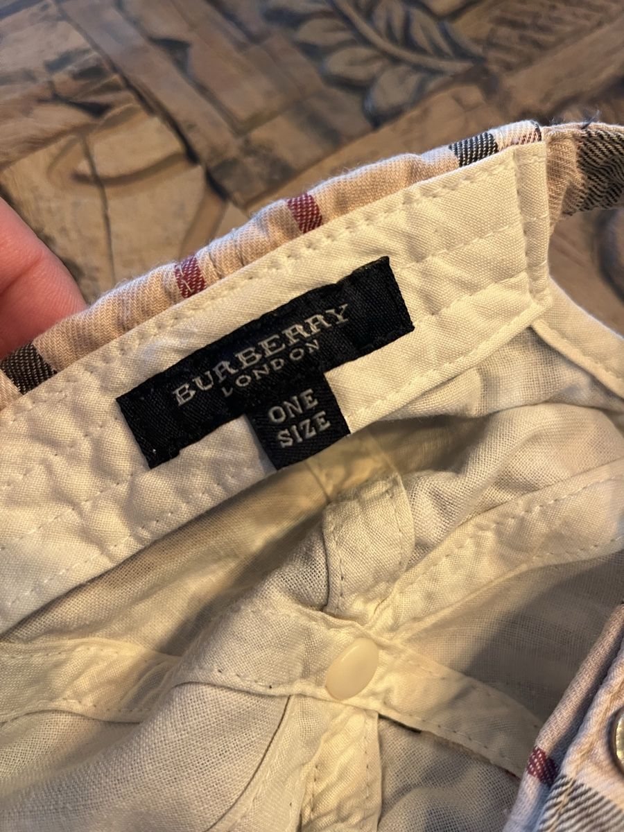 Burberry Hüte, Mützen & Caps: Burberry Cap  – Gebraucht aus Oberwil BL von Babylon0 4