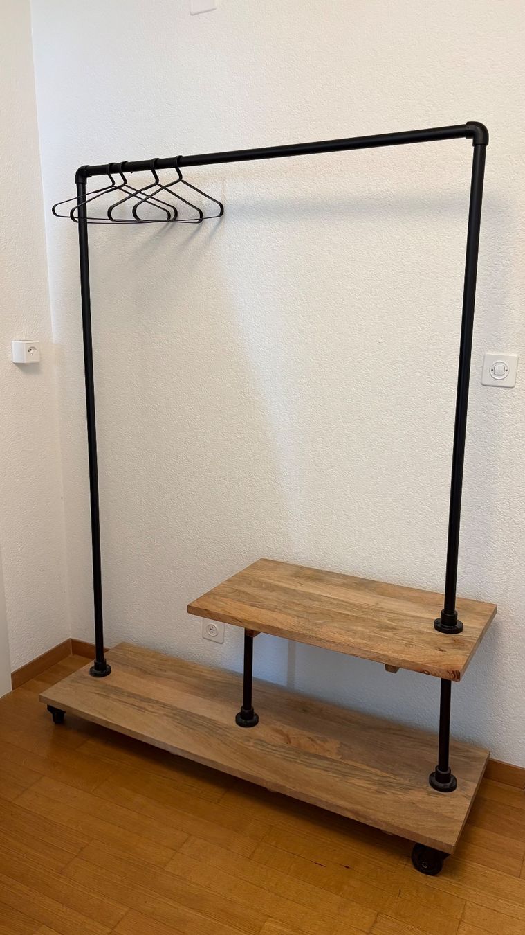 Garderobe: Garderobe (Holz / Metall) – Gebraucht aus Neuenhof von pfiffoltra 1