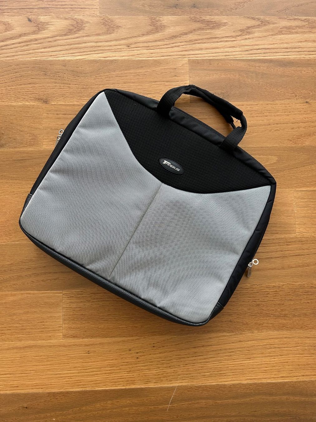 Valigie & Borse: Targus Laptop-Tasche – Usato da Erlenbach ZH venduto da Syssi_C