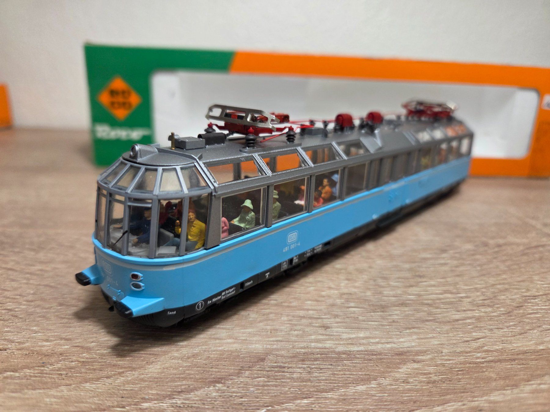 Roco Modellini di ferrovie: Roco 43930 Triebwagen BR 491 DB H0 – Usato da St-Aubin-Sauges venduto da Lo_Go 2