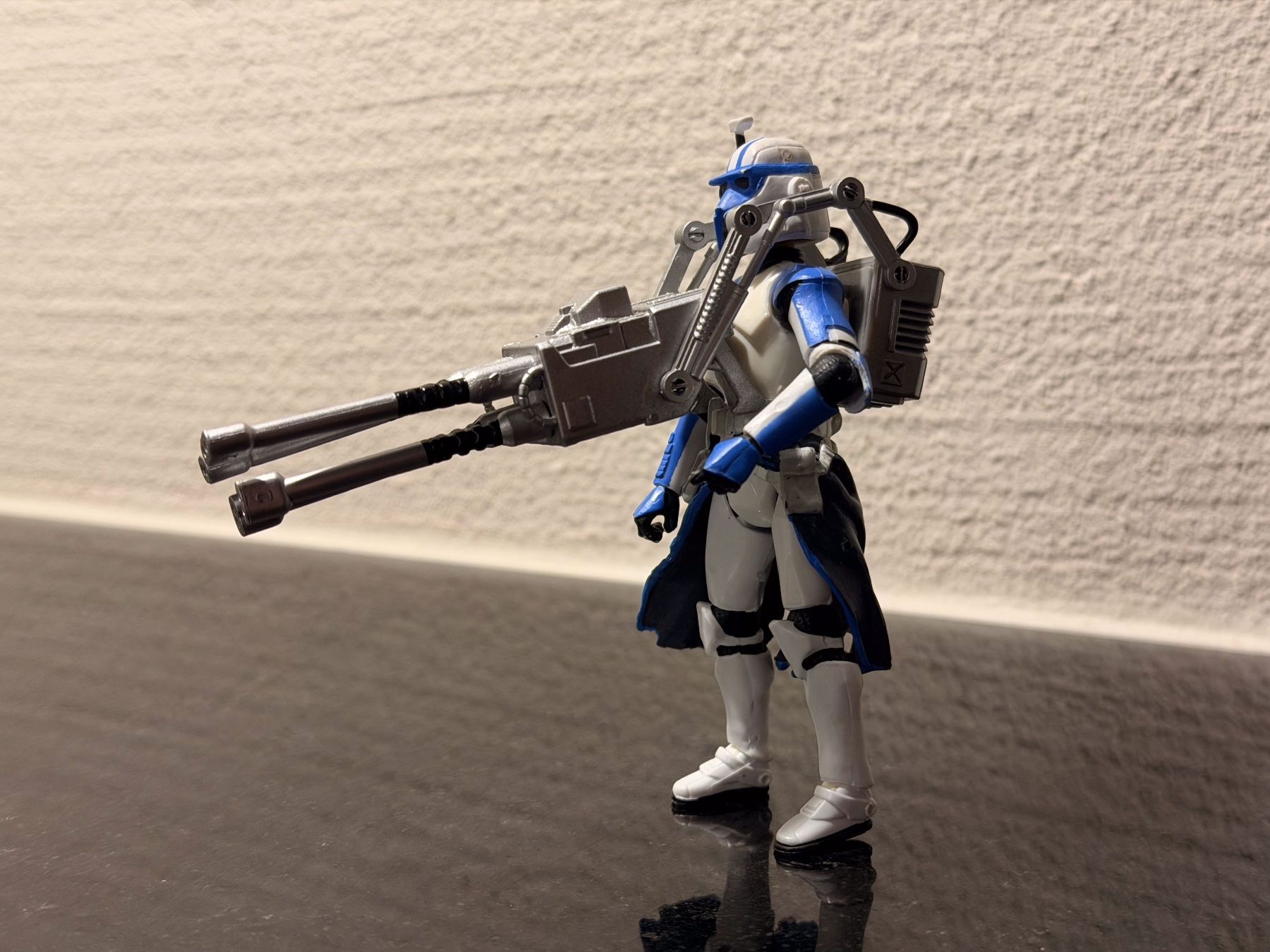 Hasbro Statuette: Hasbro Star Wars Clone Wars Heavy Gunner Clone Trooper – Usato da Reinach BL venduto da Graphix 1