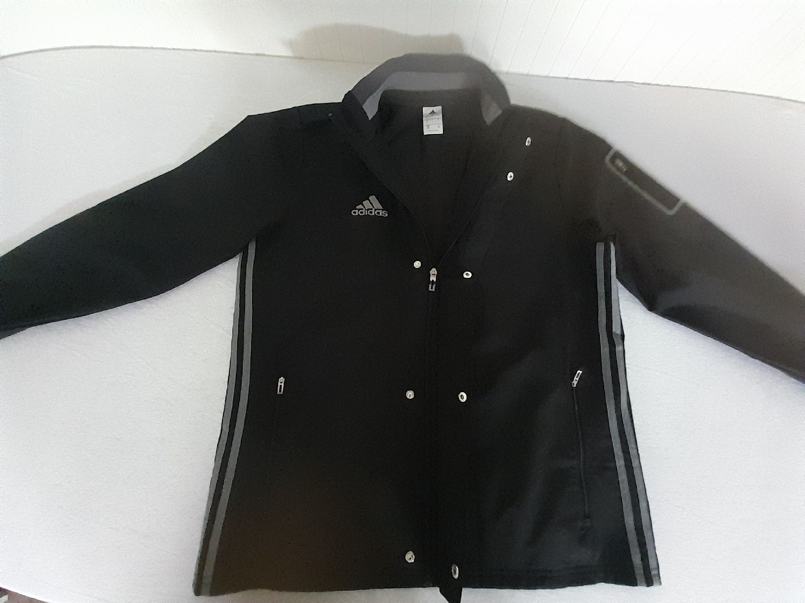 Adidas Jacken: Adidas-Trainingswindjacke des FC Basel – Gebraucht aus Basel von Basel_20 7