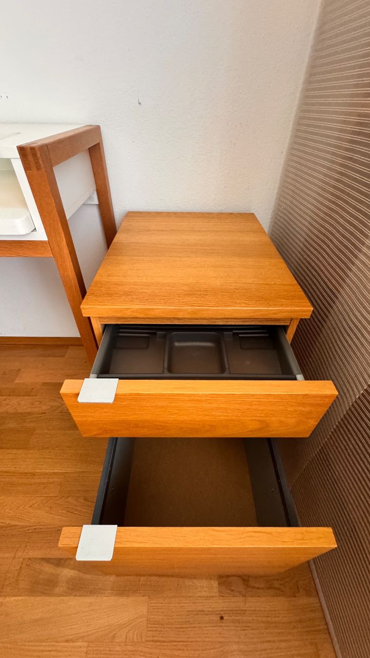 Ikea Eléments de bureau: IKEA Rollcontainer Buchenholz mit Schubladen / Hängeregister – D'occasion à Baar par 001loulou 2