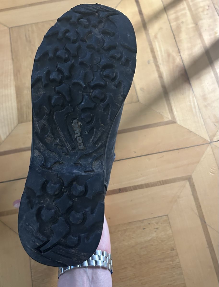 Lowa Damenschuhe: Lowa Wanderschuhe Gr. 38.5 – Gebraucht aus Basel von isa_8h8b 4