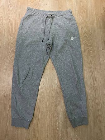 Nike Trainerhose Grösse M