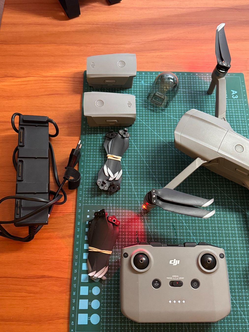 DJI RC Modellbau: DJI Mavic Air 2 Fly More Combo – Gebraucht aus Renens VD von romaroman