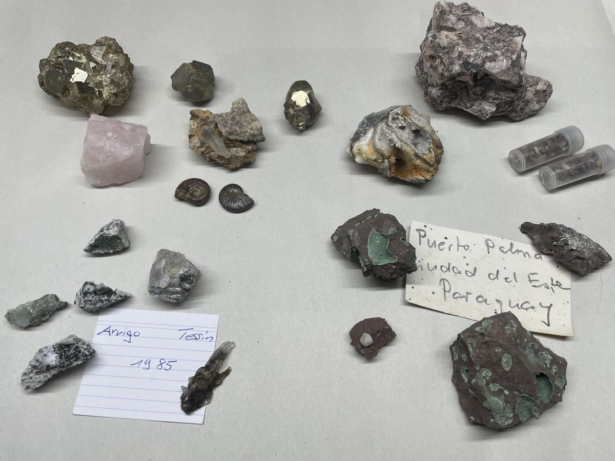 Minerali & Pietre curative: Verschiedene Mineralien – Usato da Mollis venduto da Romana1978