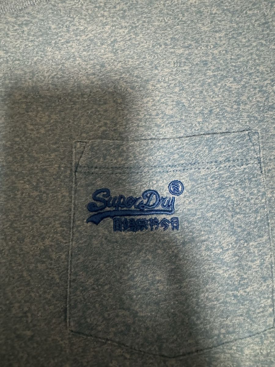 Superdry T-shirt: T-Shirt – Usato da Zürich venduto da sduj 1