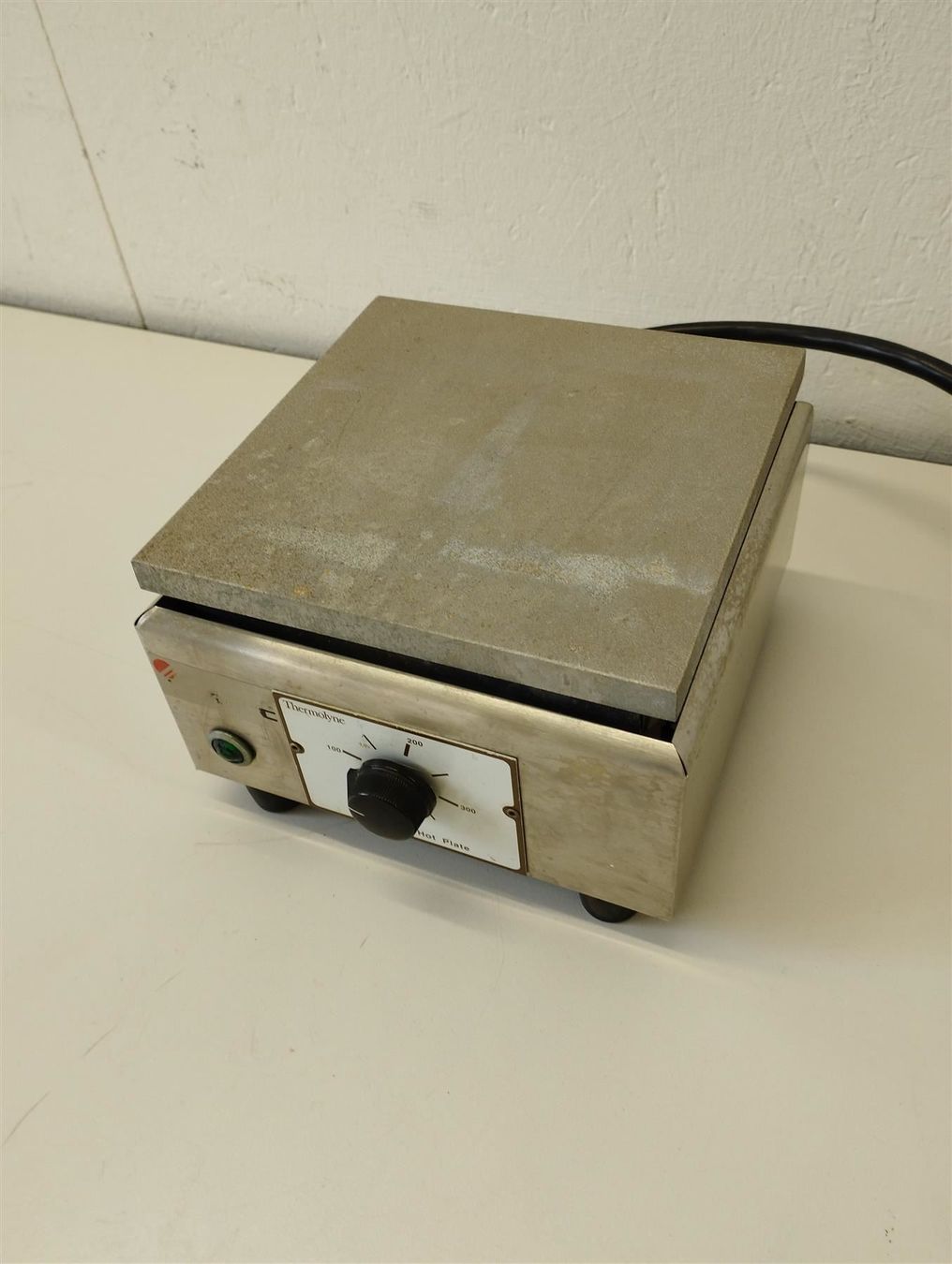 Accessori da laboratorio: Barnstead Thermolyne Type 1900 Hot Plate – Usato da Niederdorf venduto da LeptonAG_Labor