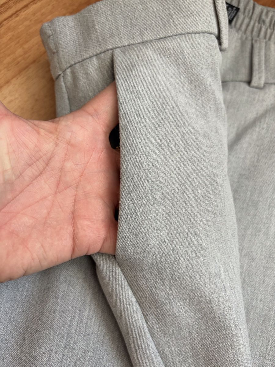 Pantaloni: Pantalon classique gris – Nuovo (secondo la descrizione) da Le Noirmont venduto da Fanny_ 3