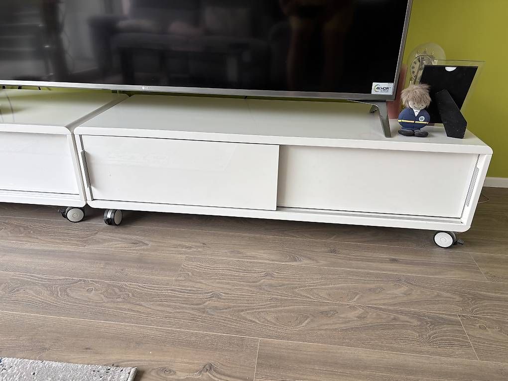 Cassettiere: 2 Side Board  – Usato da Berikon venduto da Arturo2 1