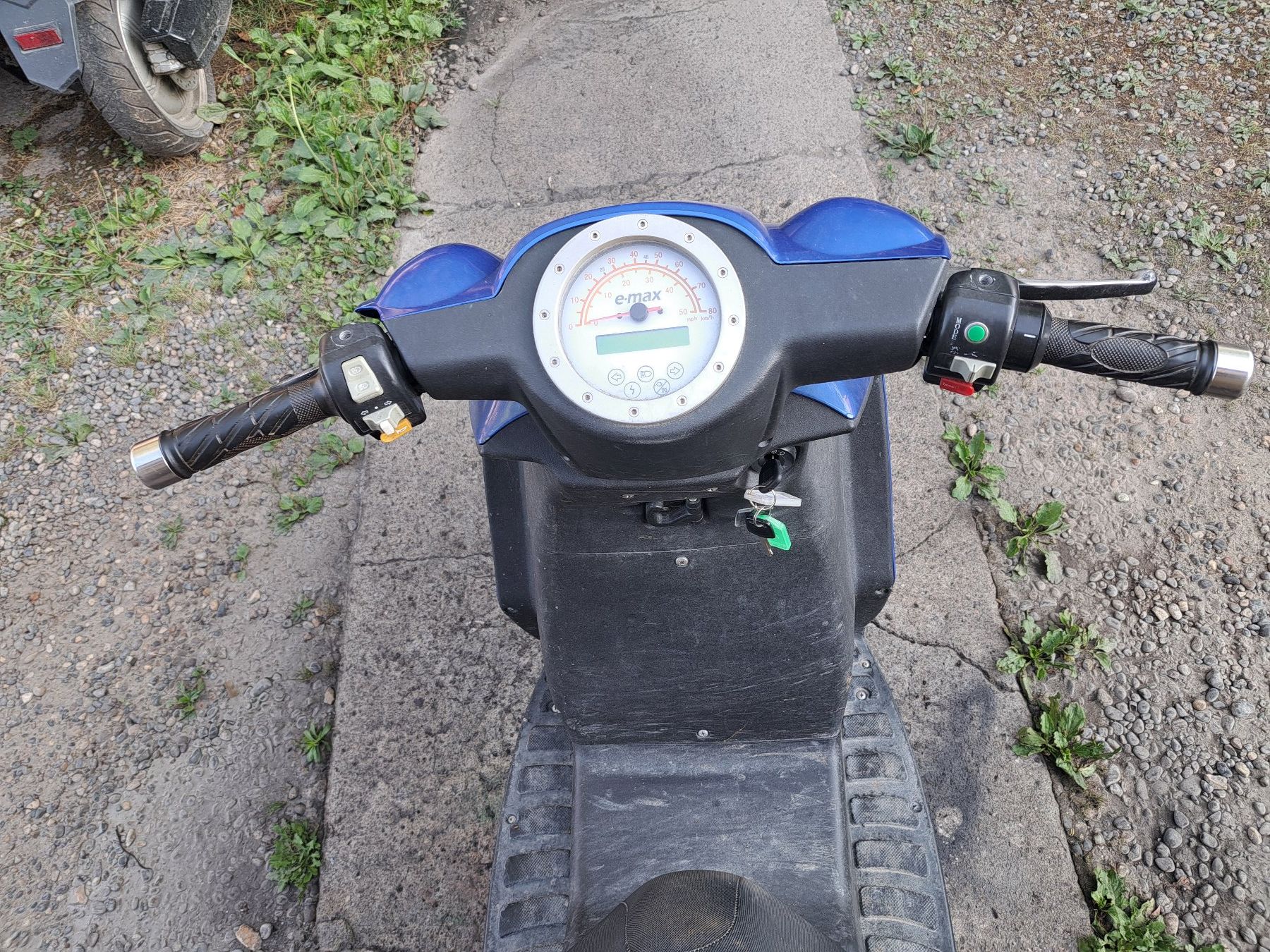 Scooters: E-Roller E-Max 110S Bastler Lieferung möglich – Défectueux à Hallau par ZIEGLER-Motorhandel 8