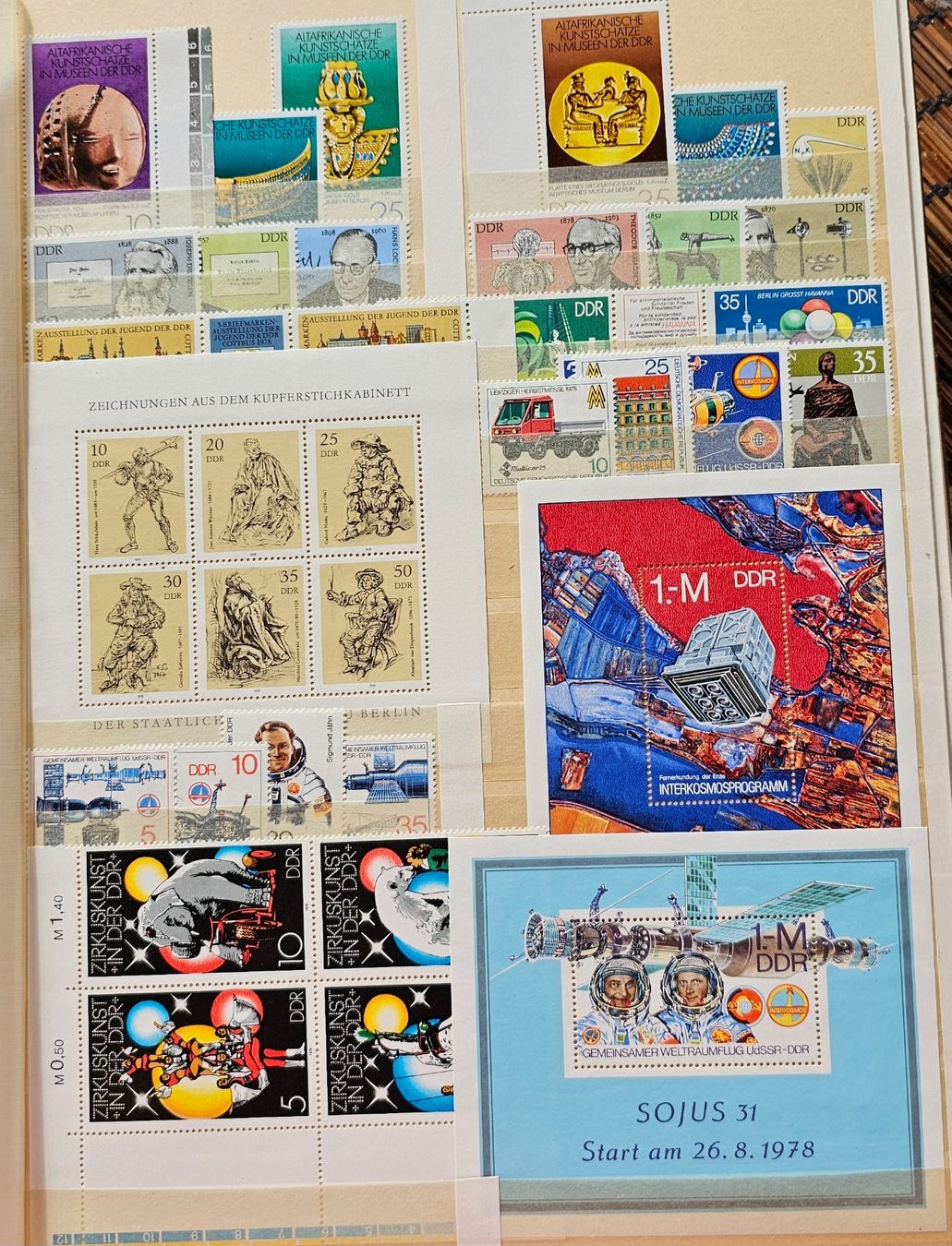 Tutti i francobolli: Sammlung Briefmarken DDR ** – Nuovo (secondo la descrizione) da Les Valettes venduto da Nuba1