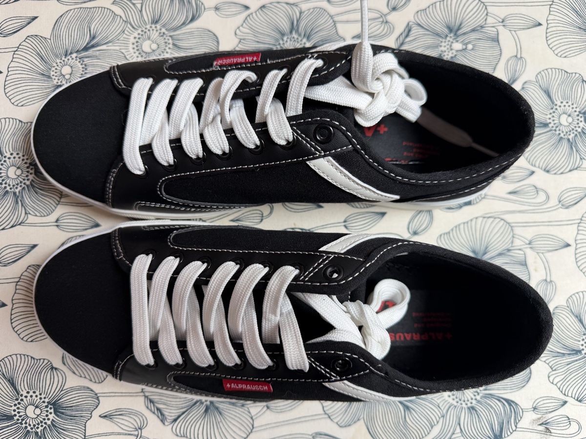 Scarpe da donna: Baskets Alprqusch t. 40 neuf – Nuovo (secondo la descrizione) da Savagnier venduto da Pivovar2 1