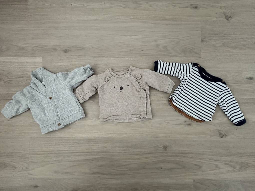 H&M Pullover & Sweatshirts: Baby Pullover Gr.50 – Gebraucht aus Lenzburg von mwe03