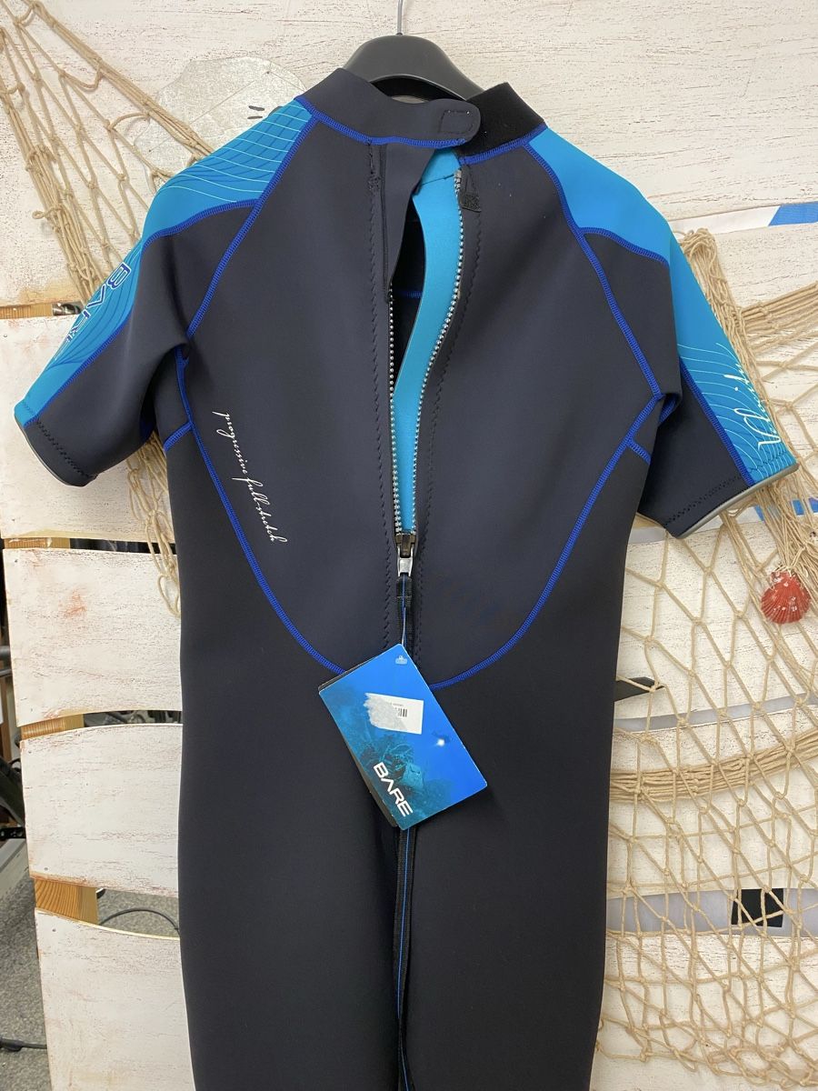 Mute per immersioni: Shorty 2mm Damen Gr. L/XL – Nuovo e nell'imballaggio originale da Pfäffikon ZH venduto da Deko-Stopp 2