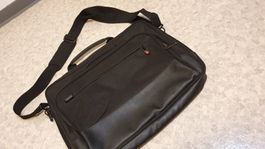 Neu ThinkPad  Notebooktasche mit Fehler