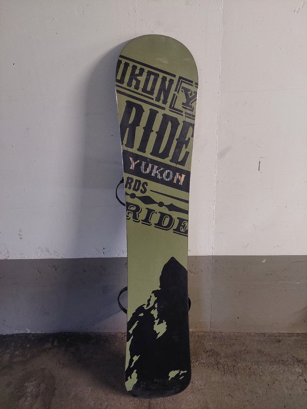 Board: Ride Yukon Snowboard mit Bindung, Länge 165cm – Usato da St. Moritz venduto da psina20 1