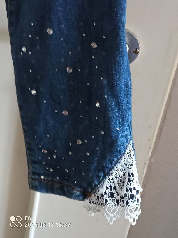 Jeans: Jeans mit Glitzersaum  Marke: JANINA – Gebraucht aus Zürich von Mitzi6 2