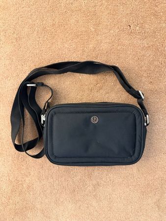 Umhängetasche Lululemon schwarz, Nylon, Wie Neu