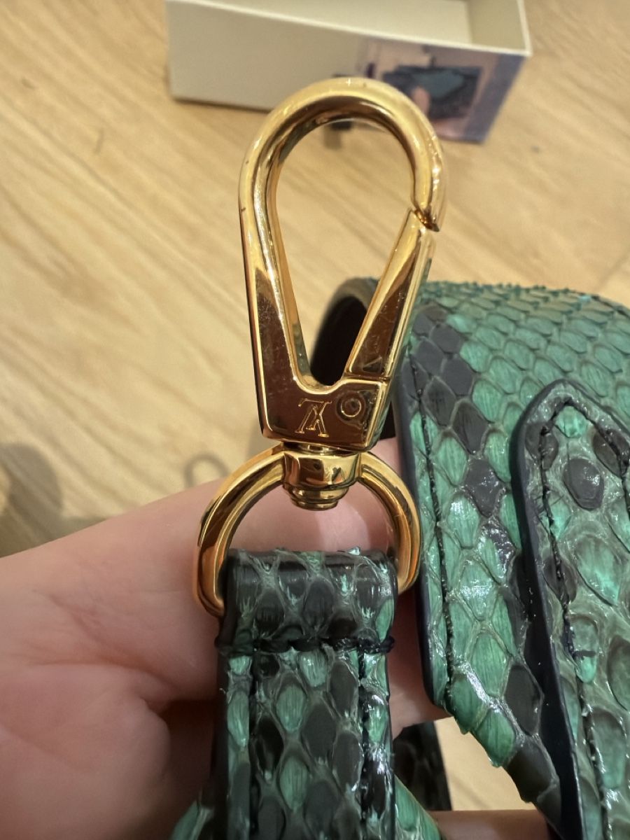 Louis Vuitton Sonstige Kleidung & Accessoires: Original Louis Vuitton Schulterriemen / Strap   Pythonleder  – Neu (gemäss Beschreibung) aus Binz von Sandra830 2