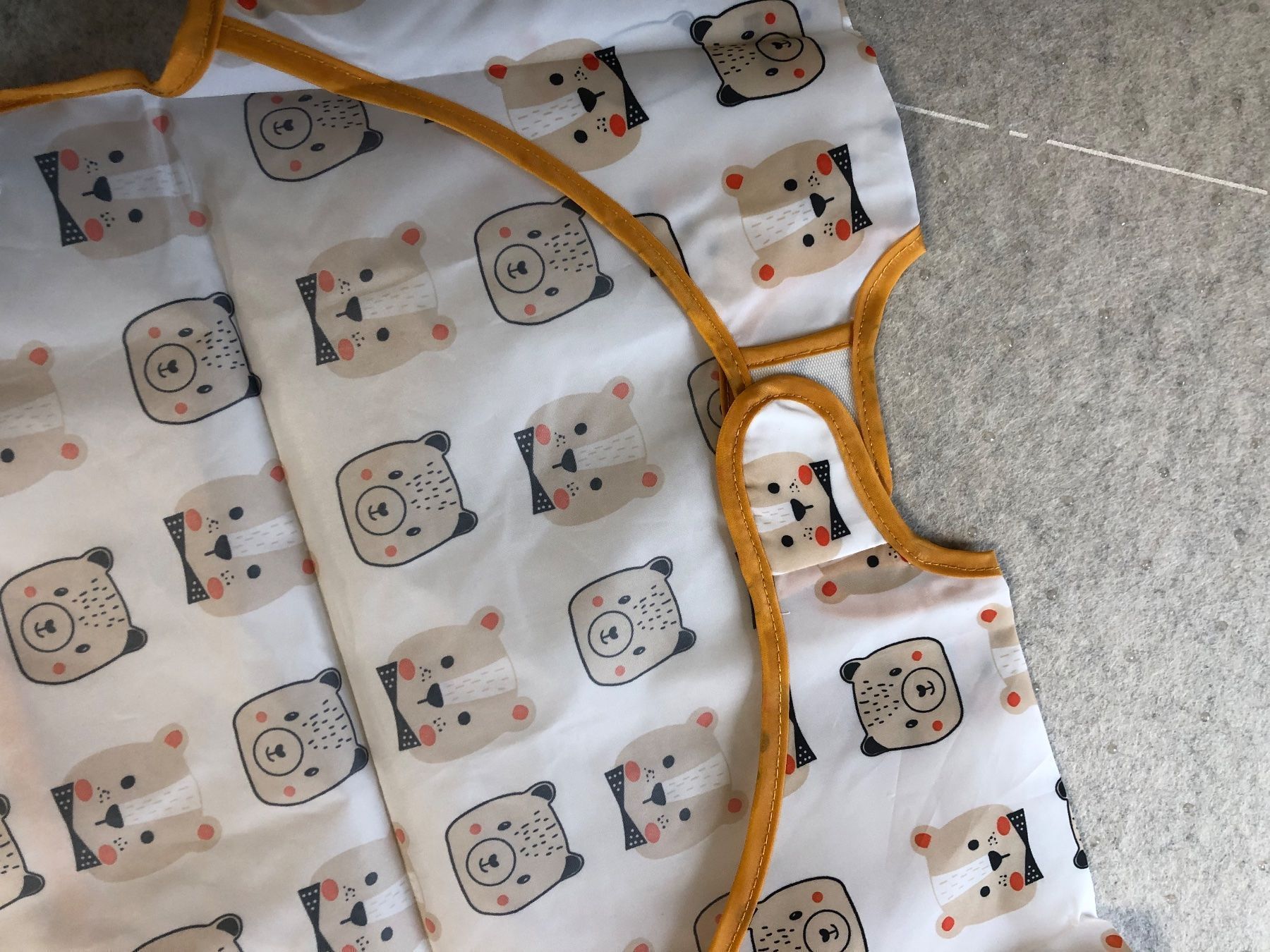 Lotti di vestiti: Baby und Kinder Lätzchen DINOSAURIER – Nuovo e nell'imballaggio originale da Mollis venduto da Natalkakotalka 2