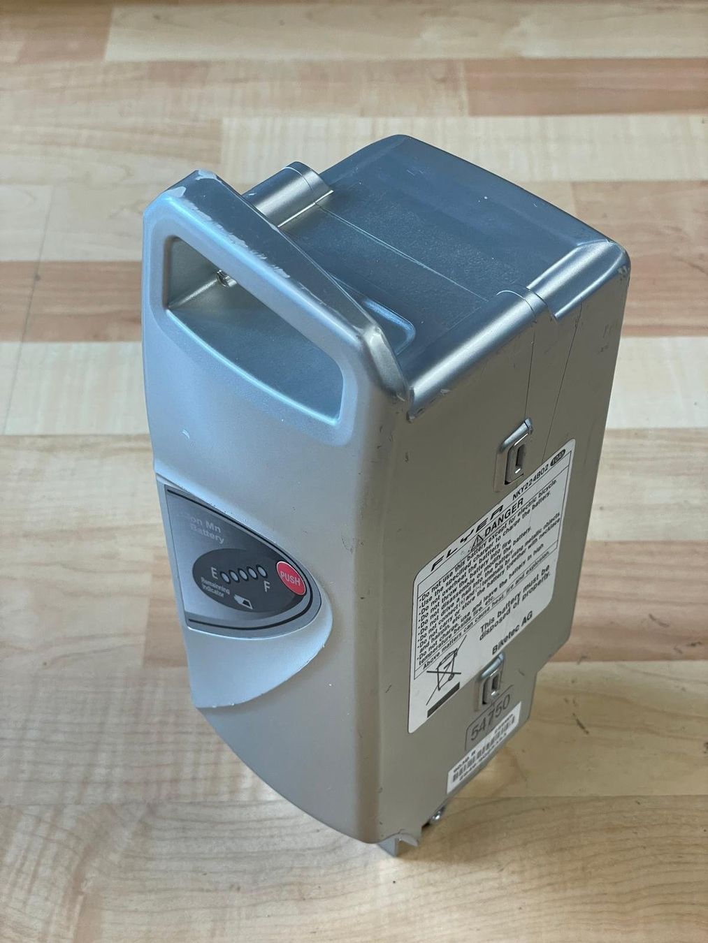 Flyer Akkus: Flyer Akkubox 26V  NKY224B02 – Gebraucht aus Aristau von