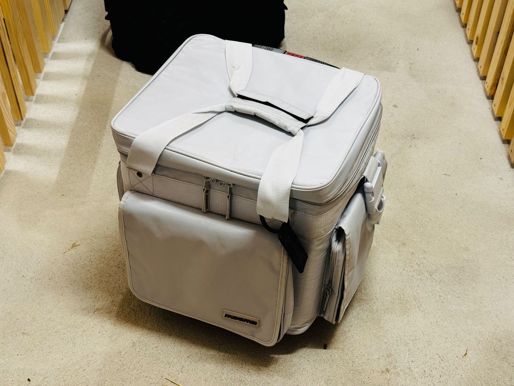 Valises de voyage: Magma LP Bag Trolley weiss – D'occasion à Zürich par thosei
