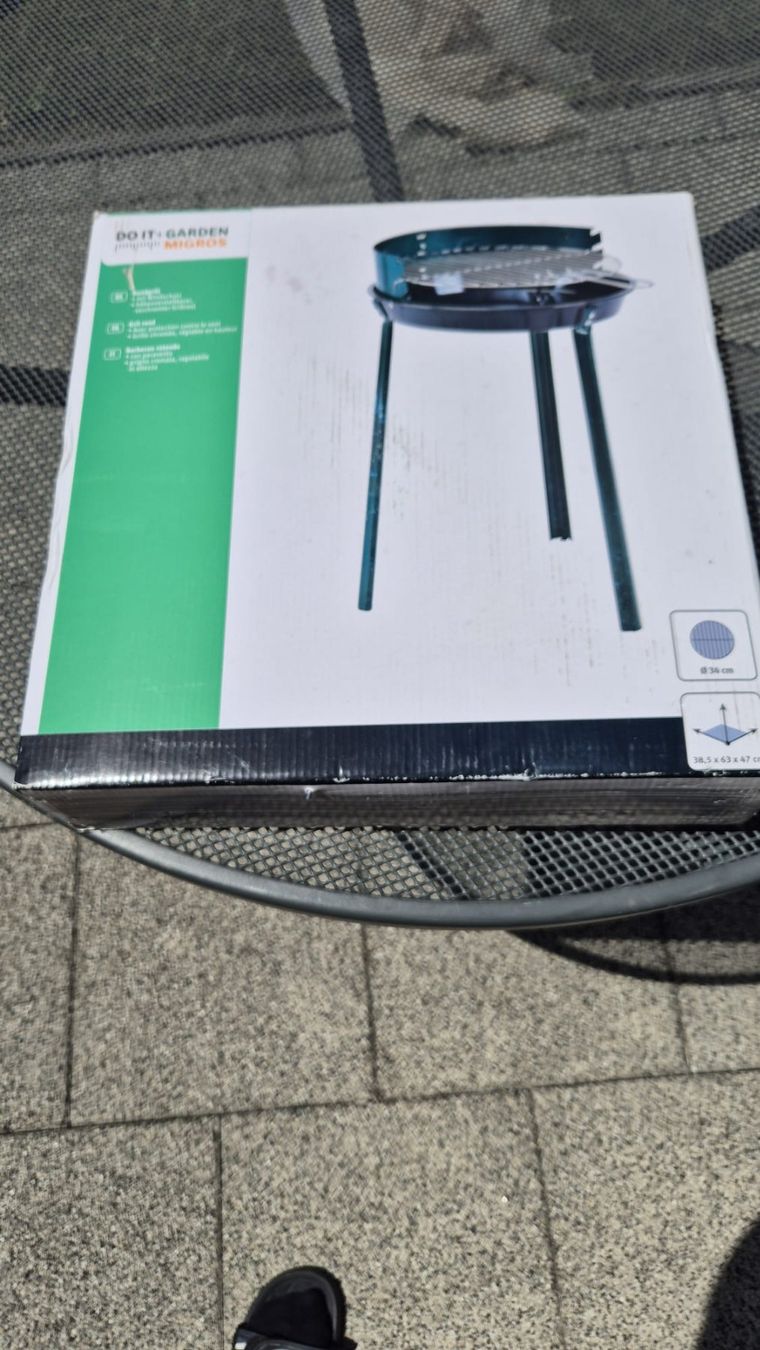 Griglie: Holzkohle-Grill – Nuovo e nell'imballaggio originale da Arni AG venduto da peichhorn
